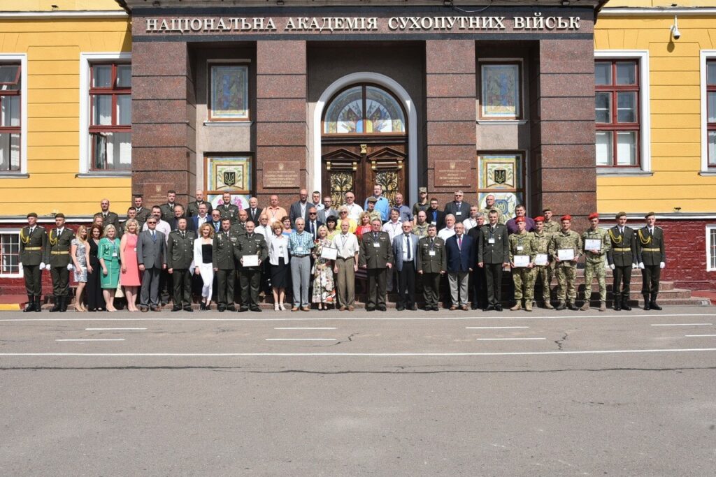 41 Photo posted to Facebook by the NAA Chief. Danylo Tikhomirov and Yuriy Gavrylyshyn appear to be on the right in the bottom row wearing red berets